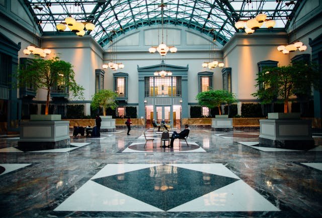 Lobby Lounge Image